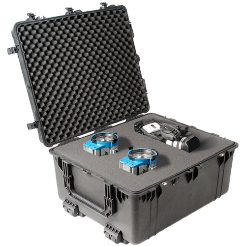 PELICAN 1690-000-110 Transport Case with Foam (Black)