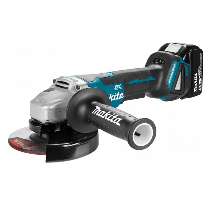 Makita DGA505RFE: Cordless Angle Grinder, Brushless Motor, 5"