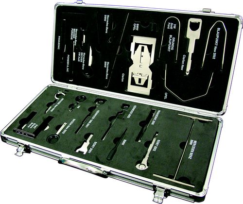 KENNEDY KEN503-1560K RADIO RELEASE MASTER SET46-PCE